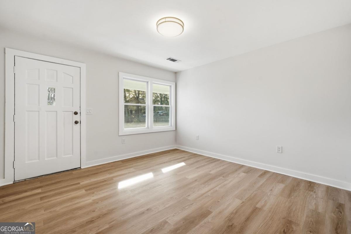 1136 Powell Ct SE Atlanta - Photo 10