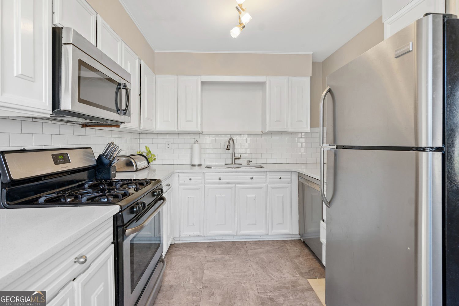 4251 Tuckersham Lane Tucker - Photo 12