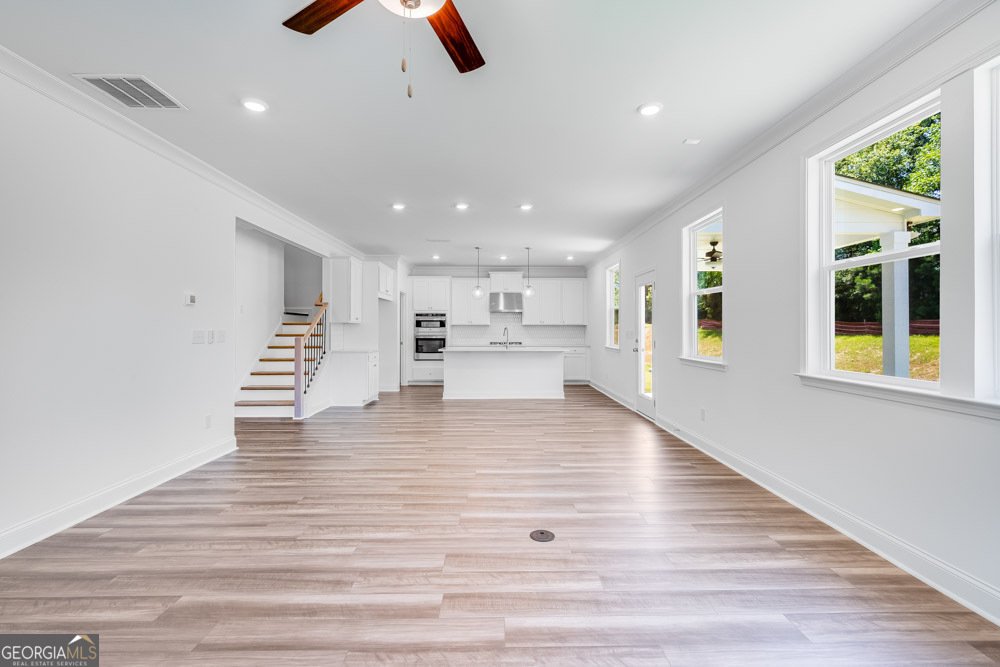 495 Kennington Walk Loganville - Photo 10