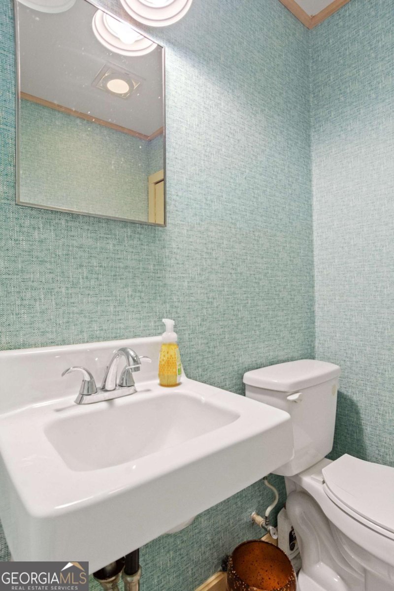 383 Hub Dent Road Milledgeville - Photo 18