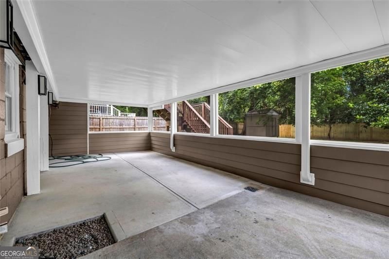 1008 LINDRIDGE Drive Atlanta - Photo 27