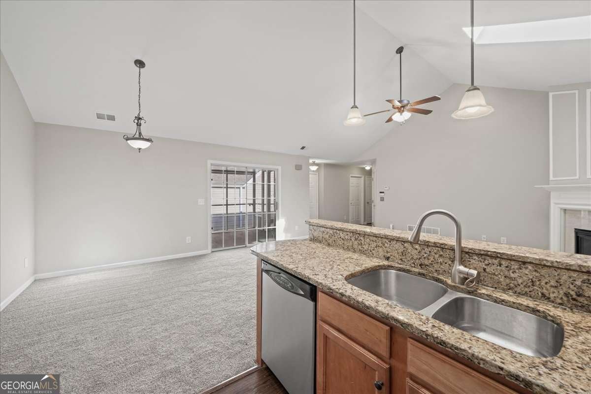 2715 Gateview Court Cumming - Photo 10