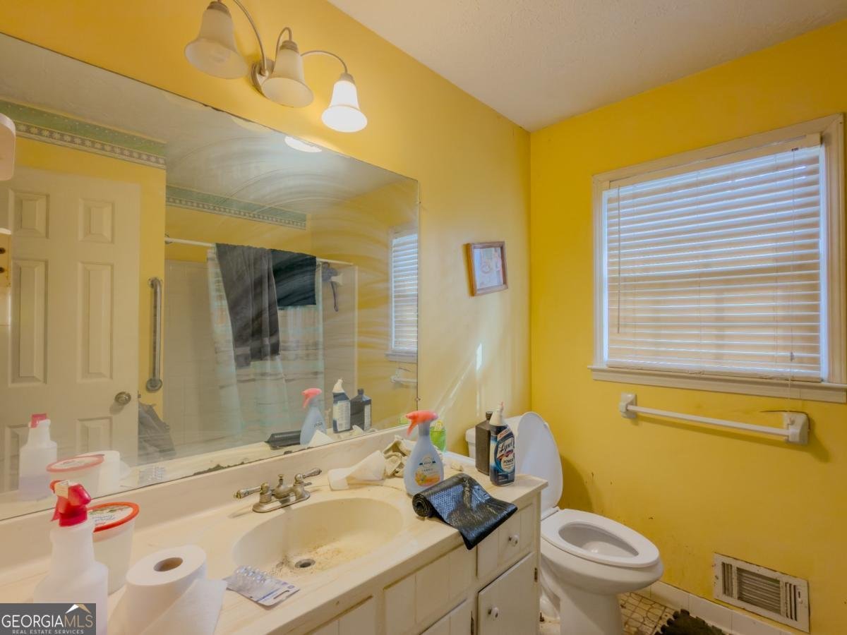 4736 Bridgewater Drive Lilburn - Photo 10