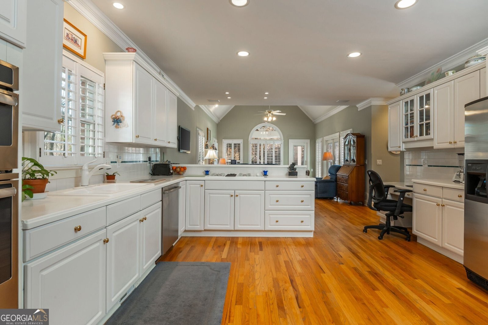 530 Kings County Court Milton - Photo 10