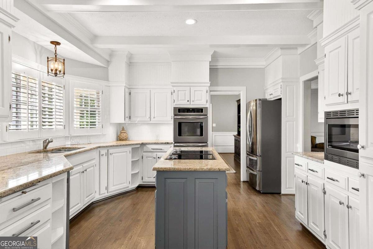 7685 Classic Way Atlanta - Photo 14