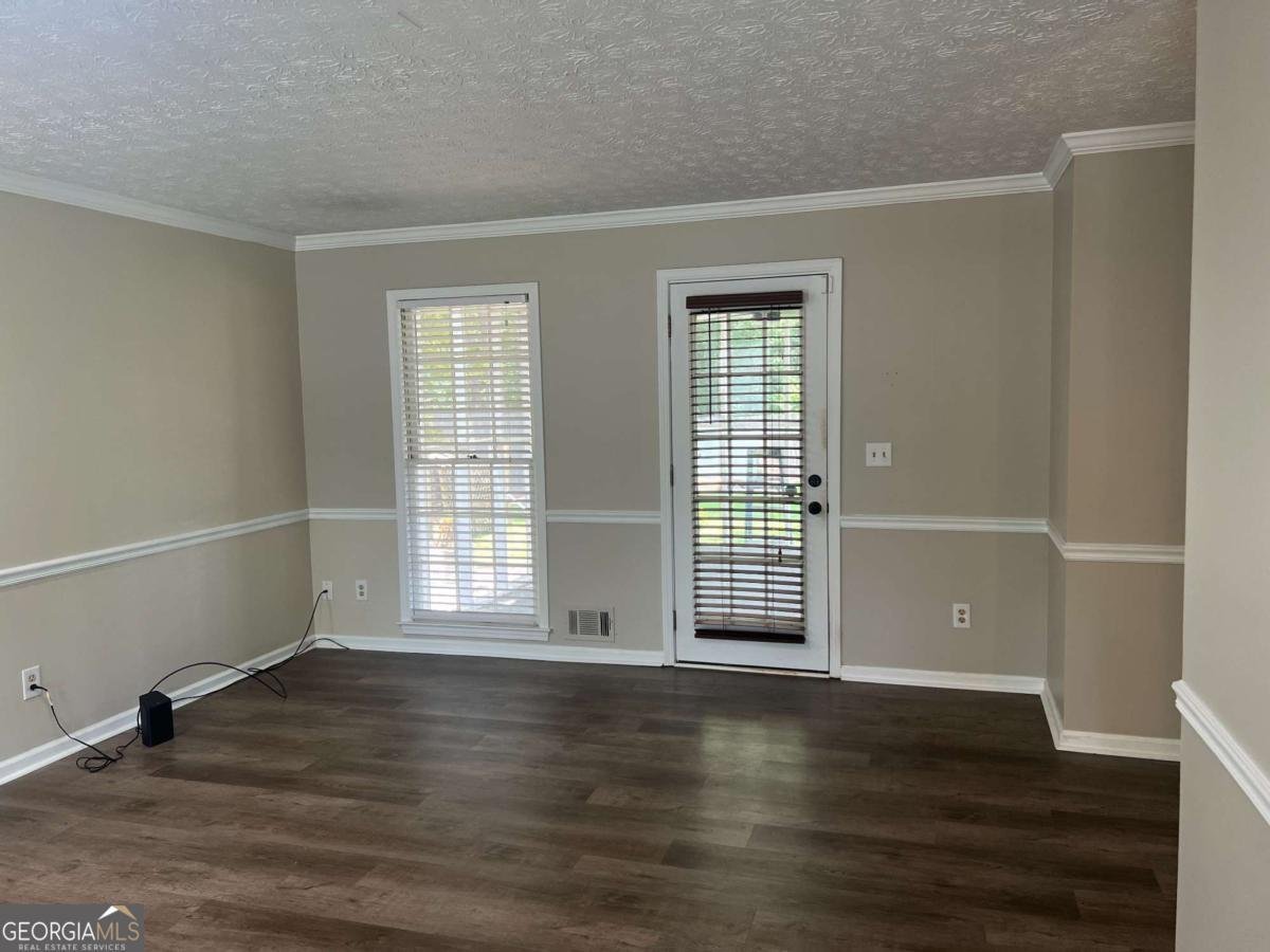 1725 Spindle Top Court Lilburn - Photo 6