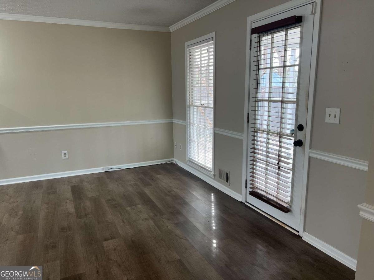 1725 Spindle Top Court Lilburn - Photo 7