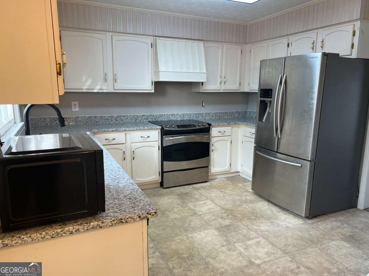 1725 Spindle Top Court Lilburn - Photo 8