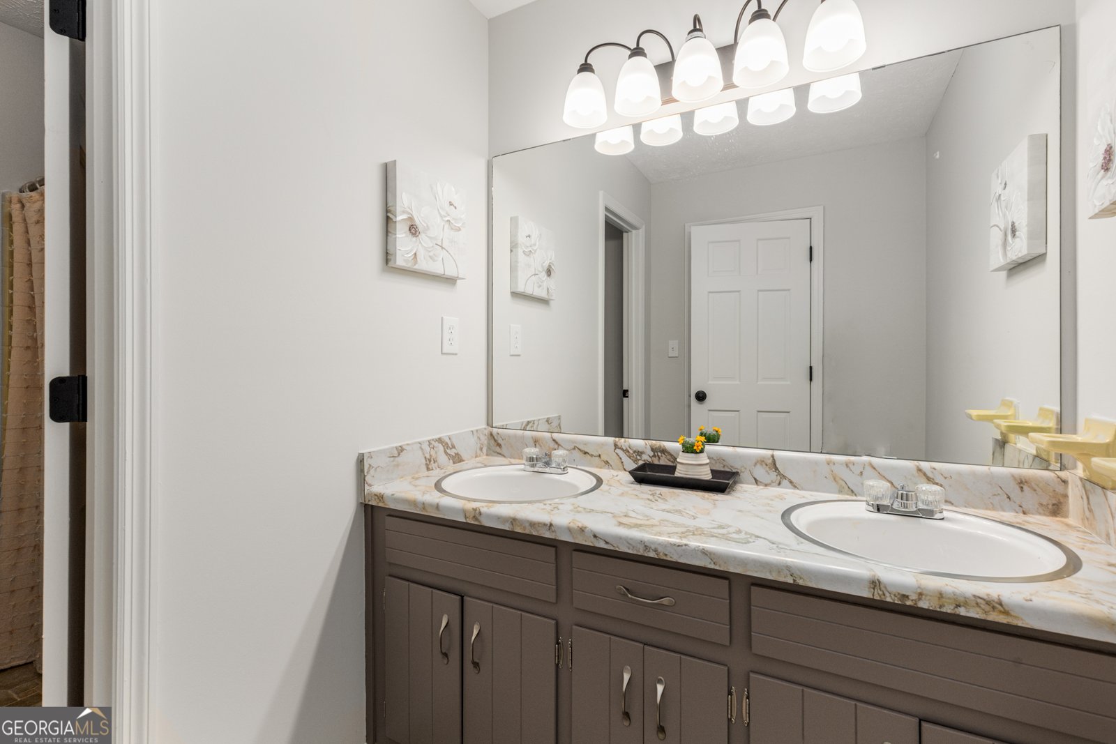 2240 Six Branches Drive Roswell - Photo 31