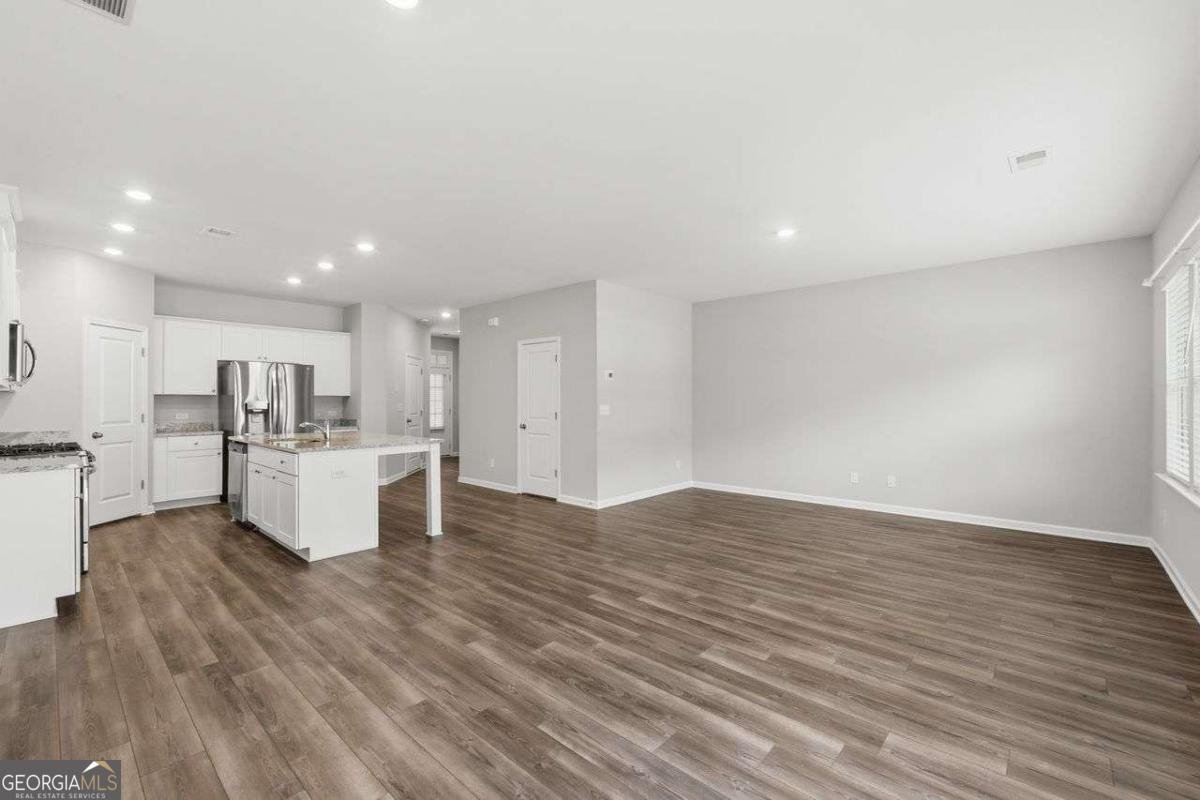 2079 Lanier Harbor Pointe Buford - Photo 16