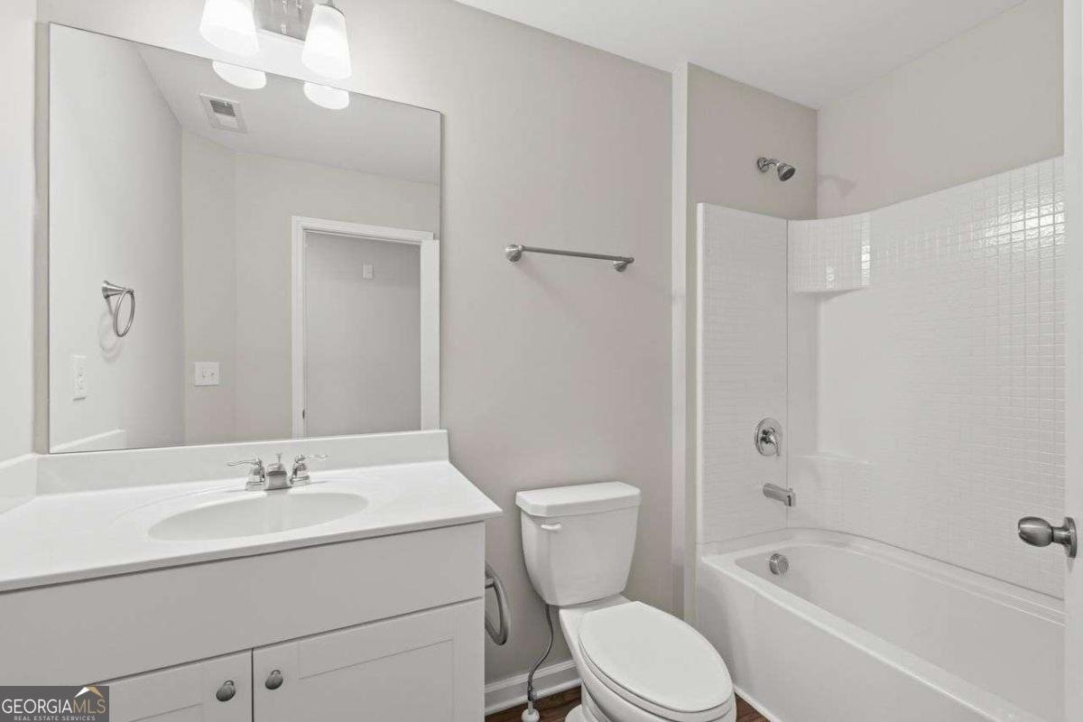 2079 Lanier Harbor Pointe Buford - Photo 29