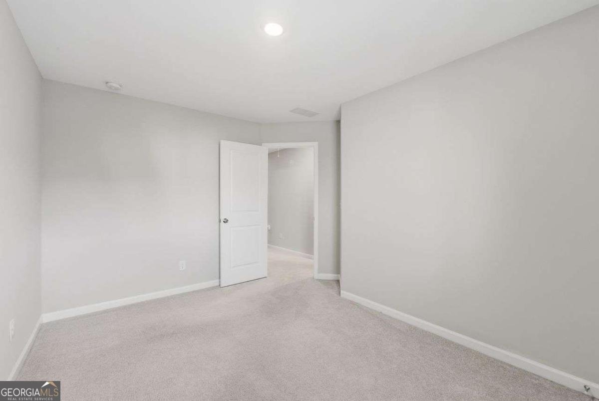 2079 Lanier Harbor Pointe Buford - Photo 32