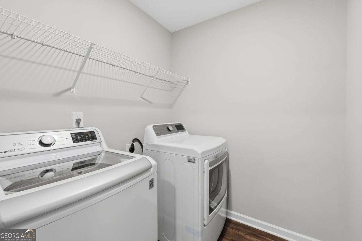 2079 Lanier Harbor Pointe Buford - Photo 36