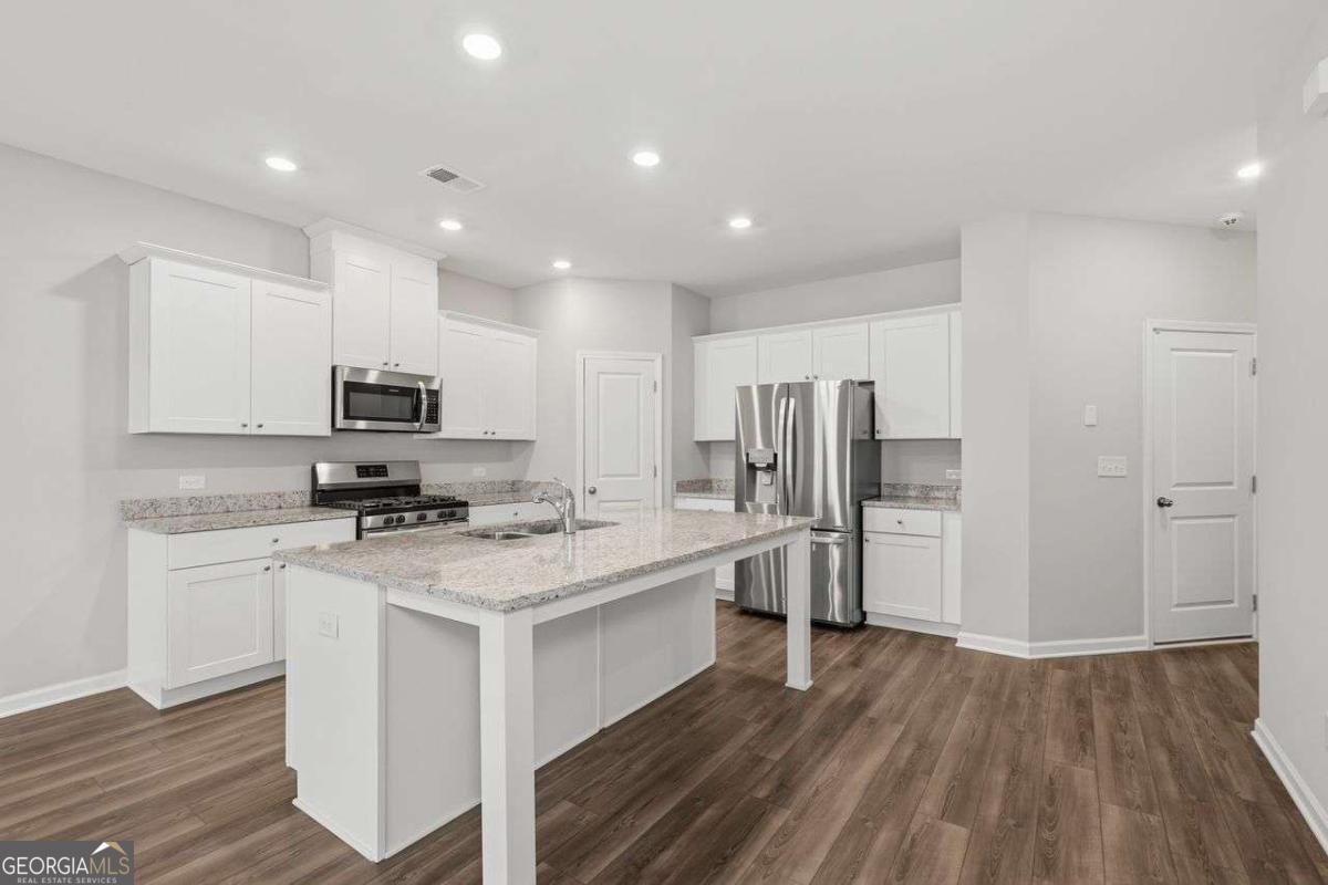 2079 Lanier Harbor Pointe Buford - Photo 8