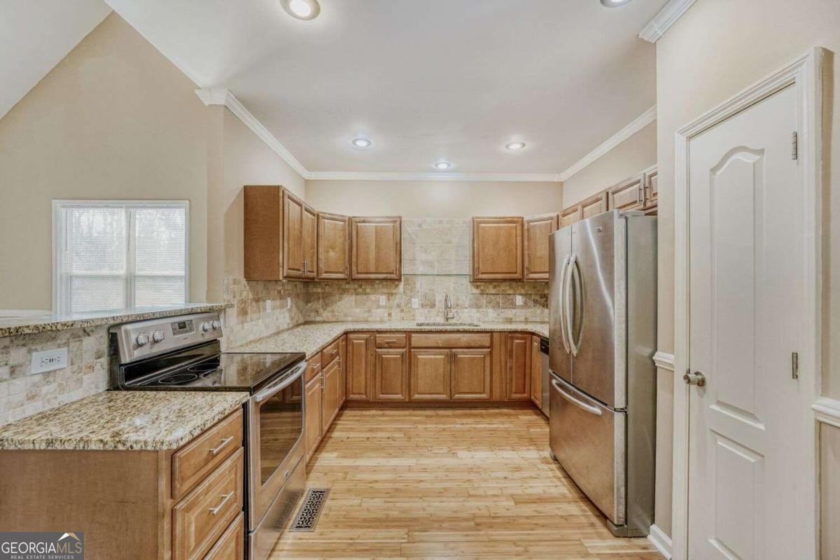 707 Inland Way Lilburn - Photo 11