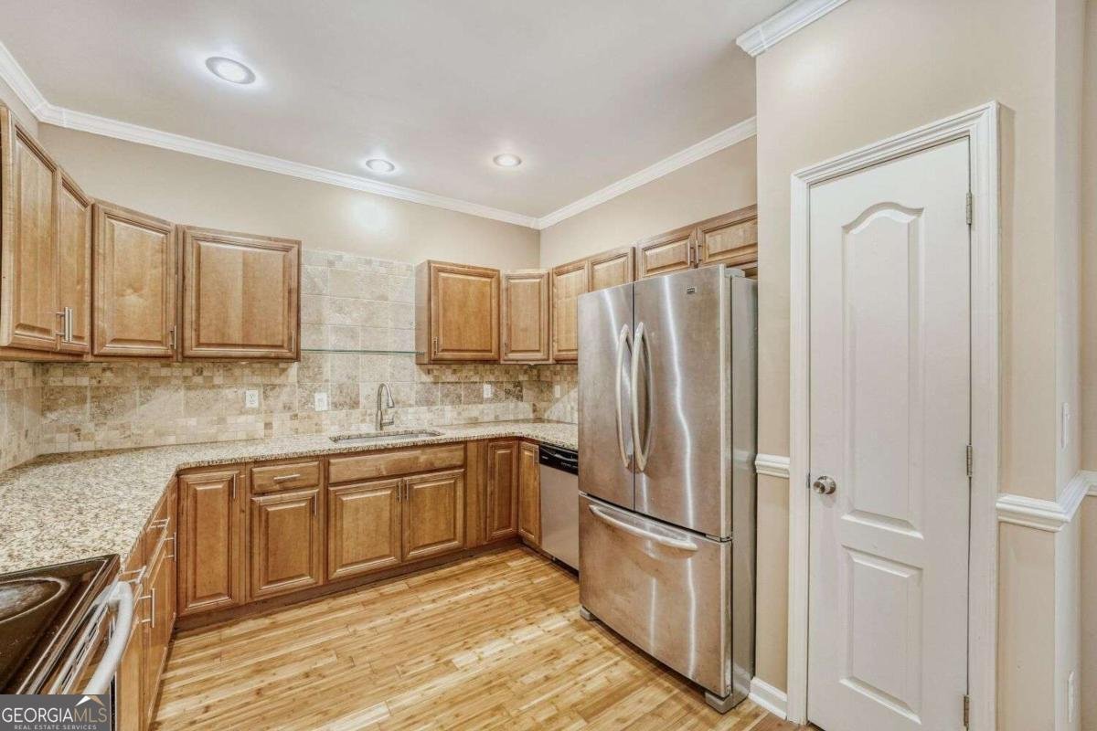 707 Inland Way Lilburn - Photo 9