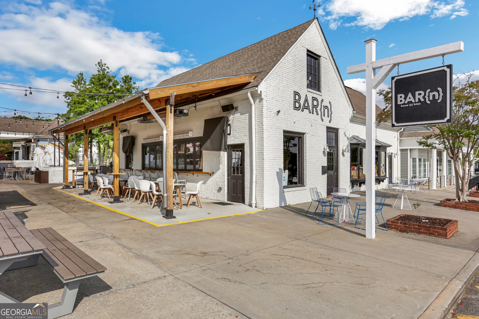 2405 Kimbrough Court Sandy Springs - Photo 48