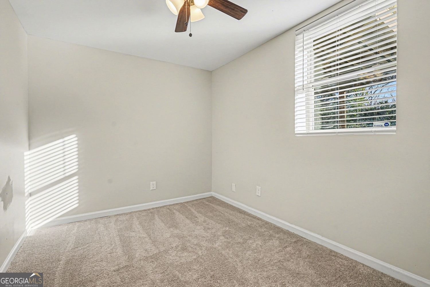 615 Mincey Court Stone Mountain - Photo 12