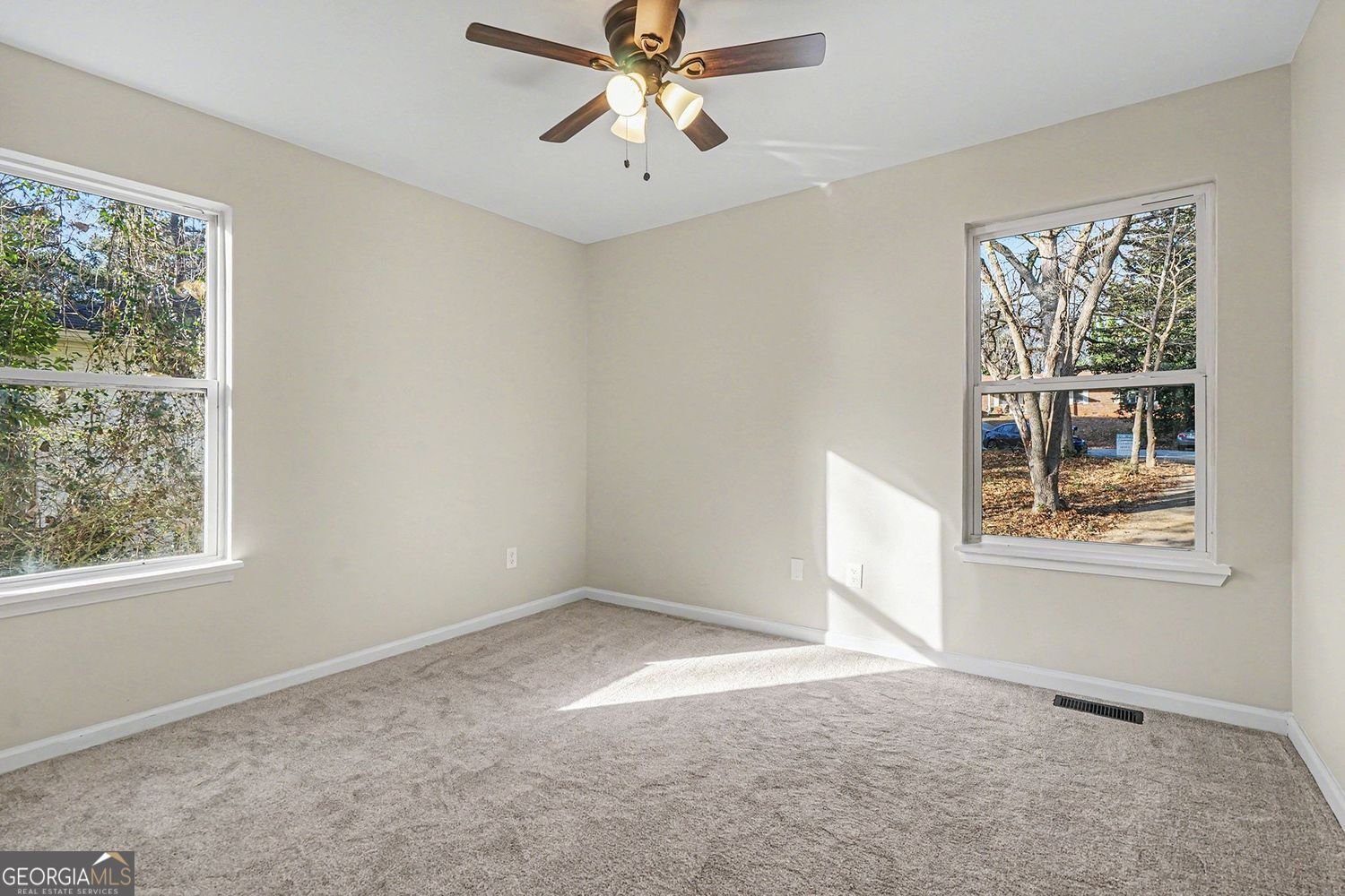 615 Mincey Court Stone Mountain - Photo 6