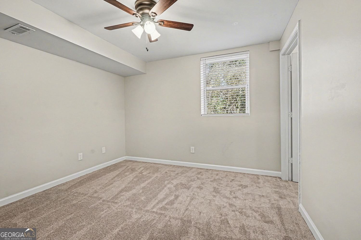 615 Mincey Court Stone Mountain - Photo 8