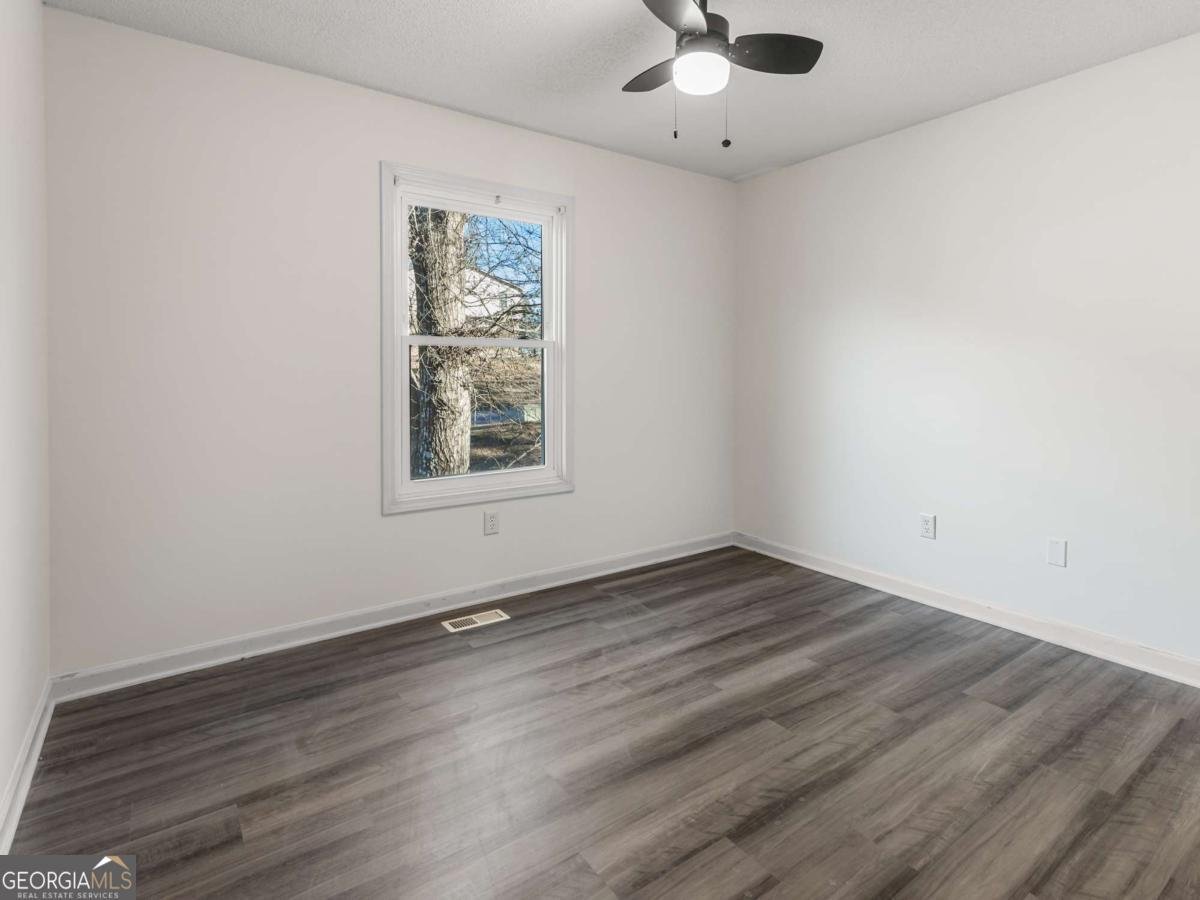 611 Amberwood Place Euharlee - Photo 16