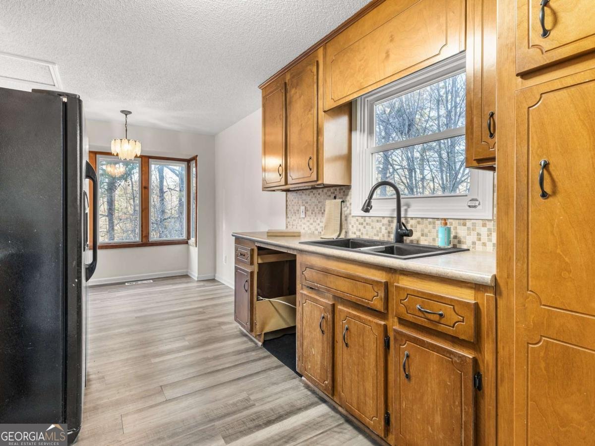 611 Amberwood Place Euharlee - Photo 8