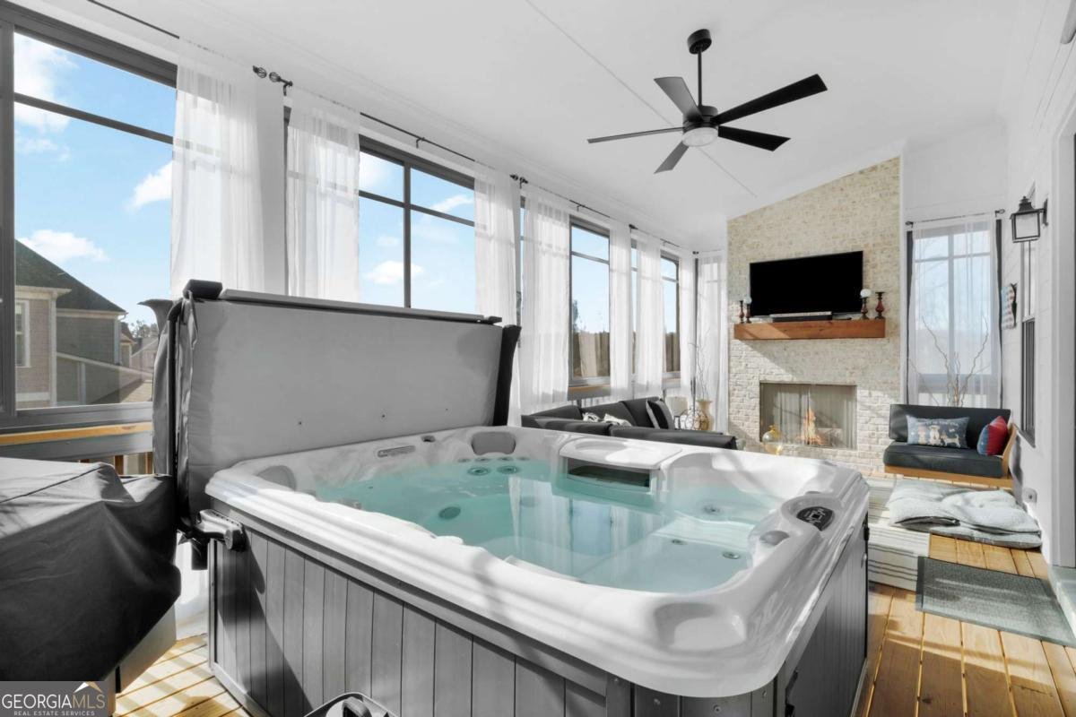 605 Club Drive Woodstock - Photo 34