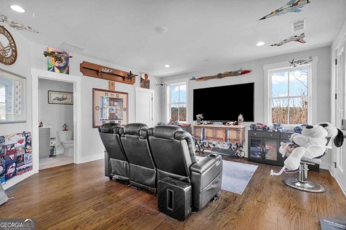 605 Club Drive Woodstock - Photo 7