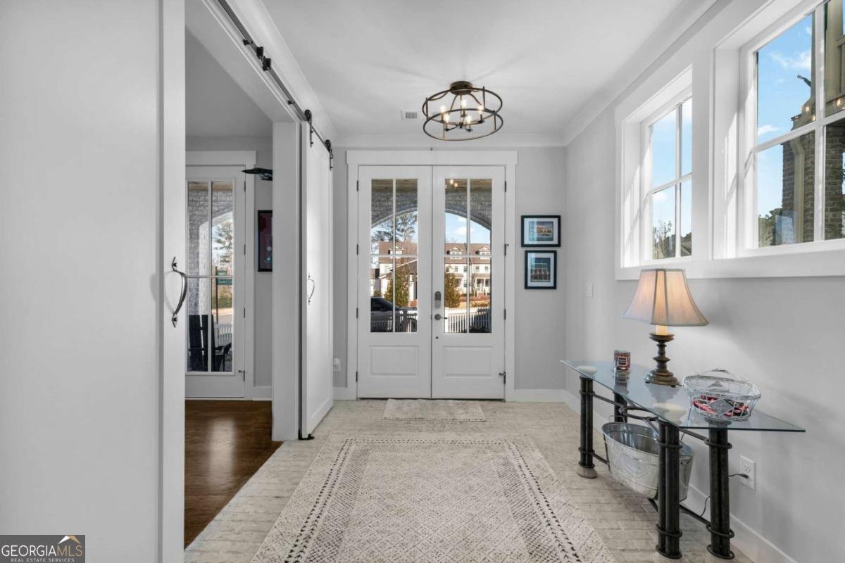 605 Club Drive Woodstock - Photo 8