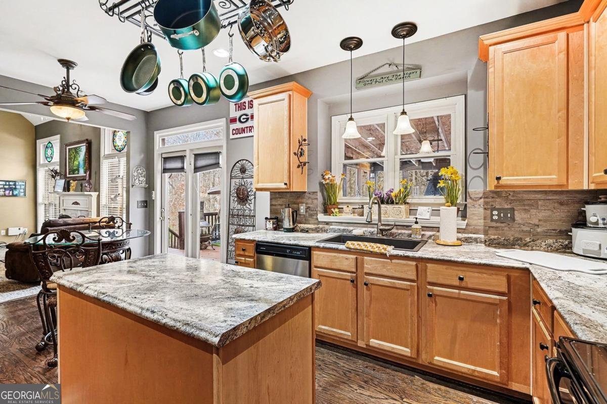 174 Senators Ridge Drive Dallas - Photo 9