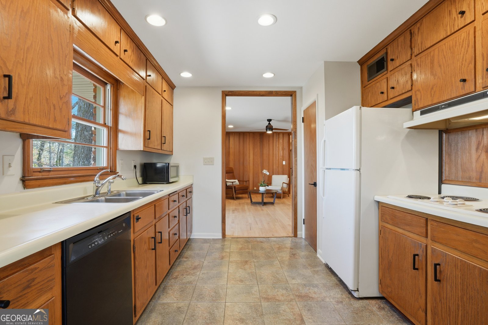 2148 Pine Forest Drive Atlanta - Photo 12