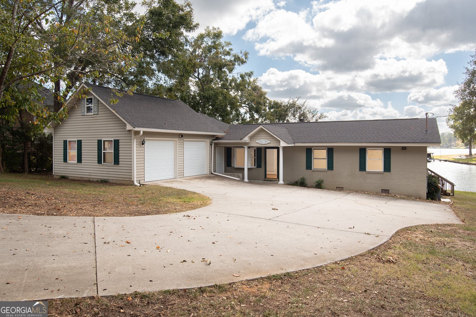 187 Lakeshore Circle Milledgeville - Photo 1
