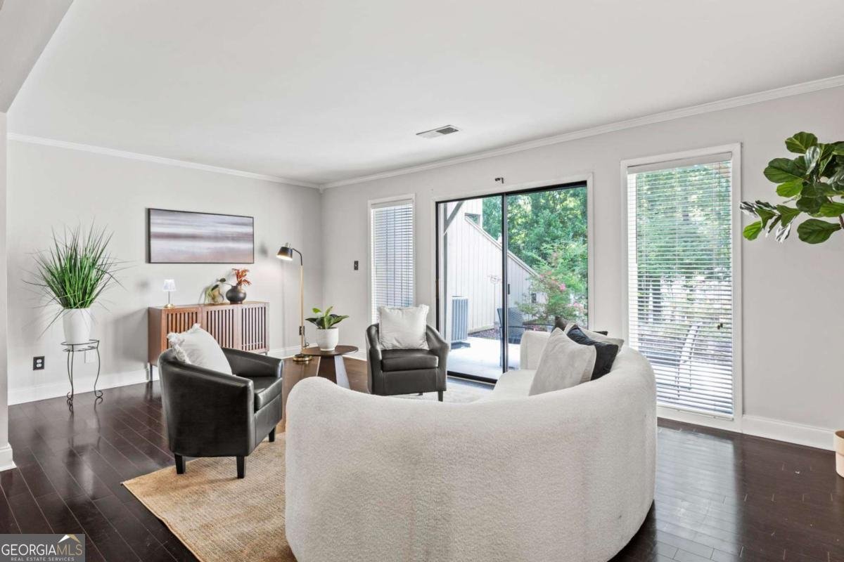 1260 Druid Knoll Drive Brookhaven - Photo 7