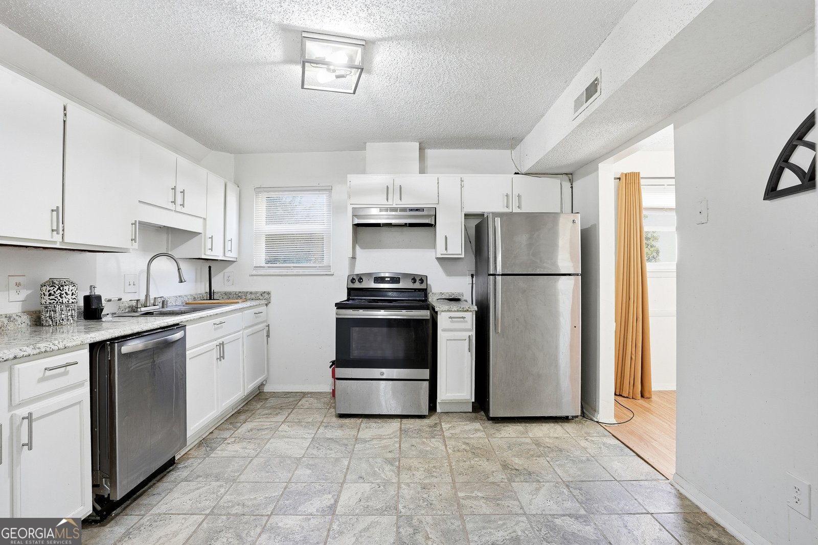 4701 Flat Shoals Road Union City - Photo 7