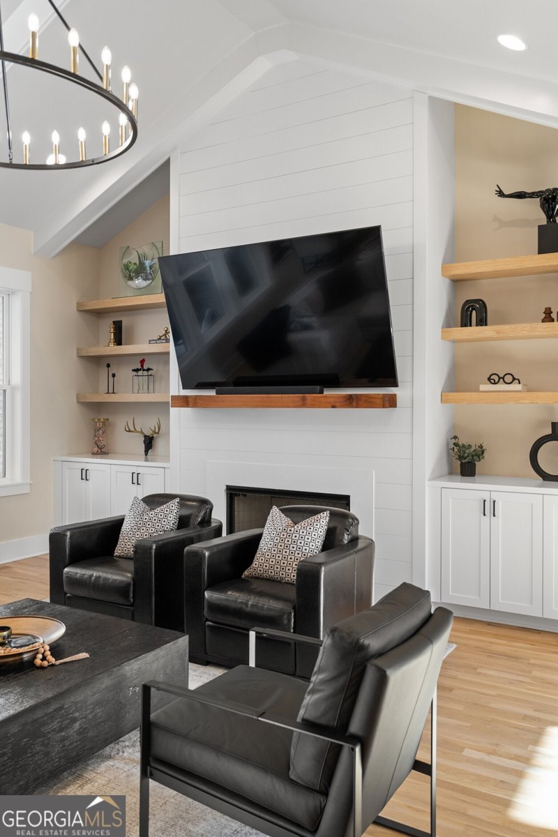 568 Versailles Drive Auburn - Photo 16