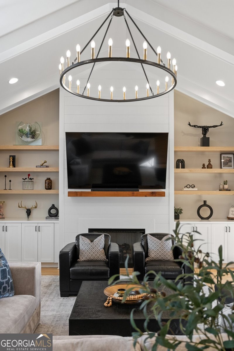 568 Versailles Drive Auburn - Photo 17