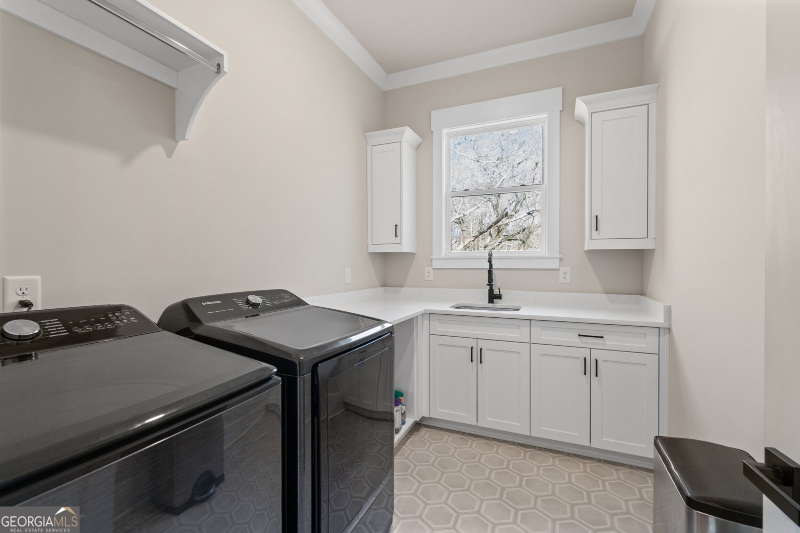 568 Versailles Drive Auburn - Photo 33