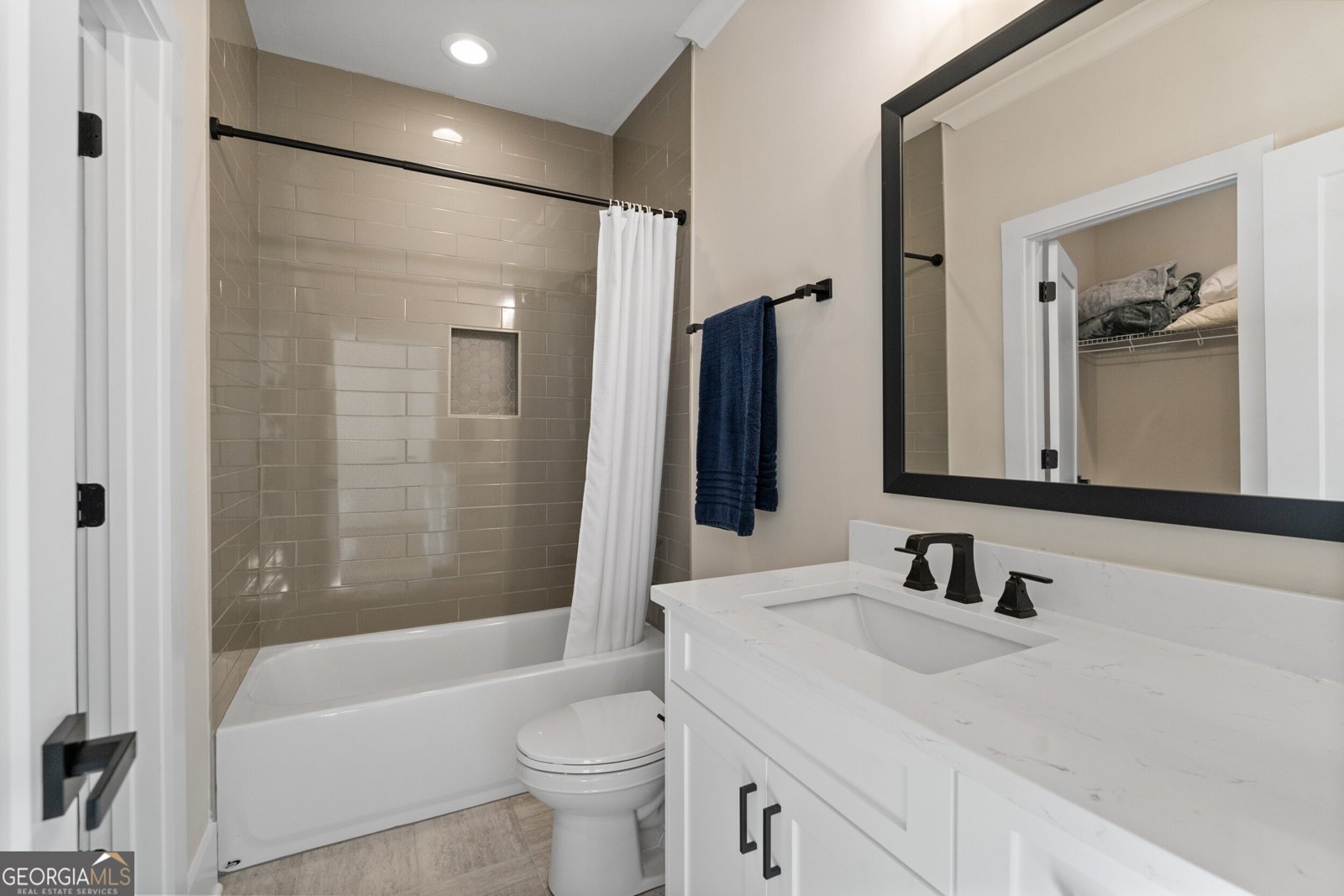 568 Versailles Drive Auburn - Photo 54