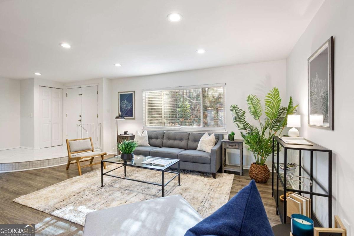 7346 Cardigan Circle Atlanta - Photo 9