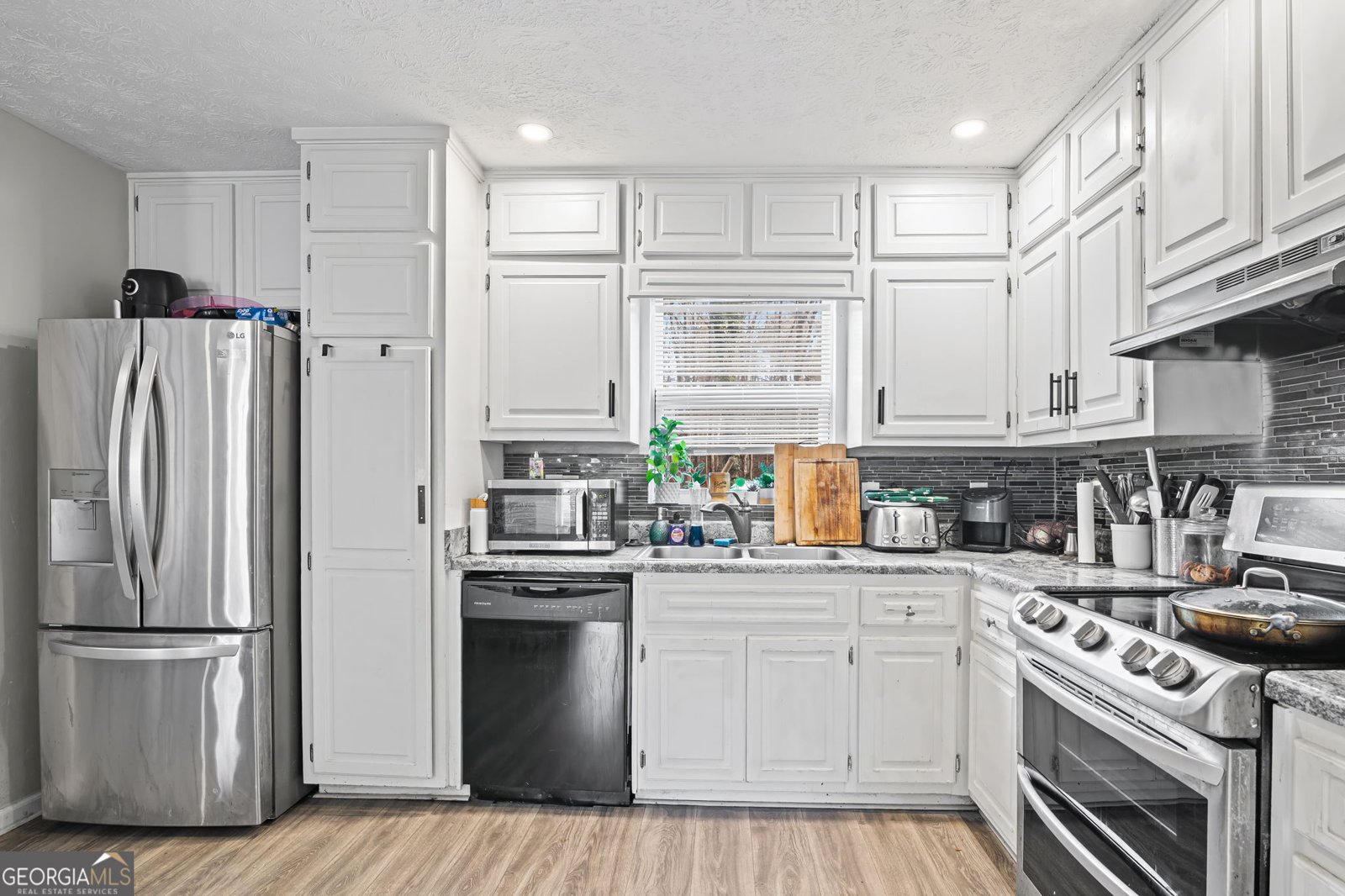 843 Ray Drive Conyers - Photo 10