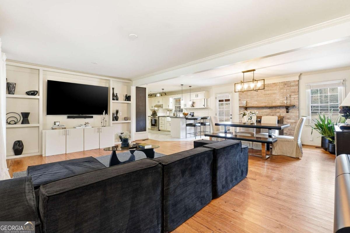 5393 Janet Lane Austell - Photo 1