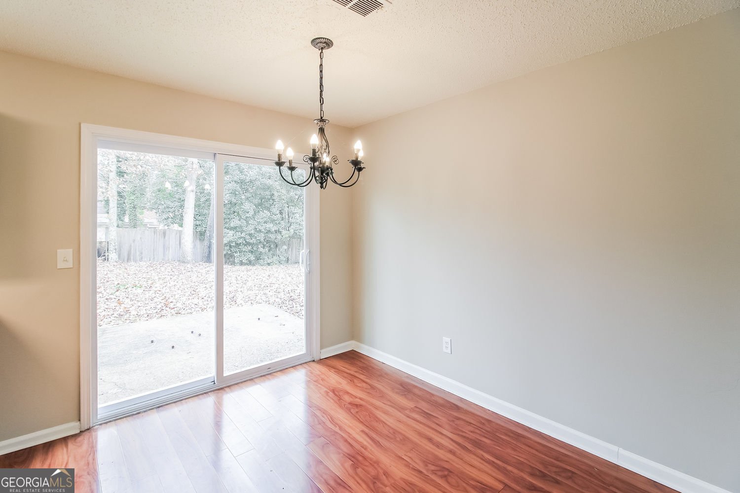 1050 Chapman Circle Stone Mountain - Photo 8