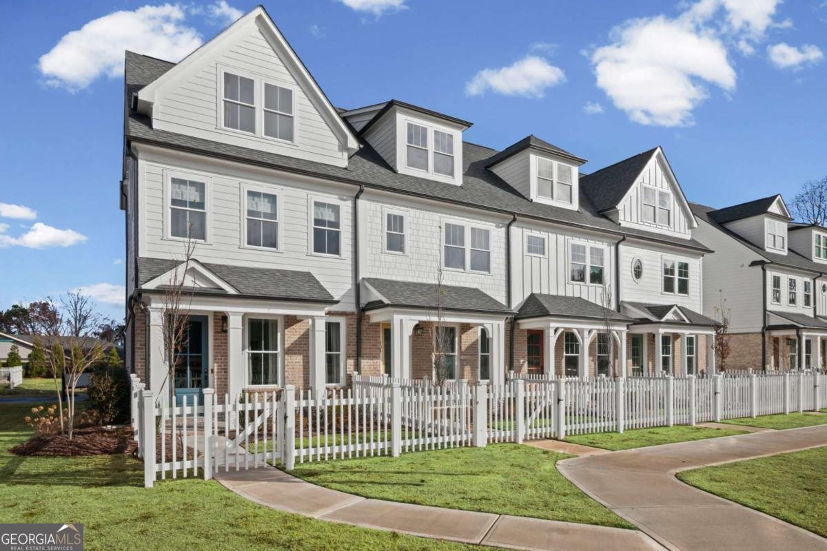 204 Village Overlook Canton - Photo 1