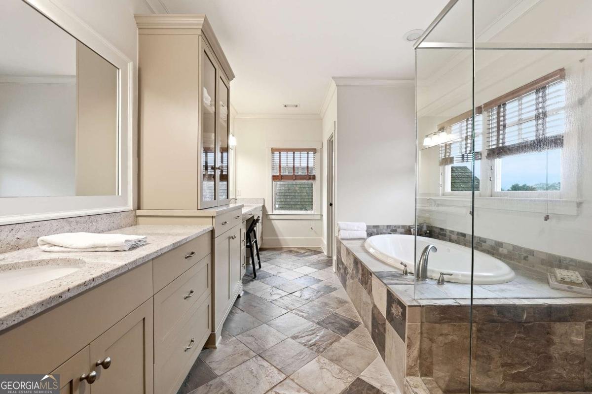 115 Ariel Court Roswell - Photo 24