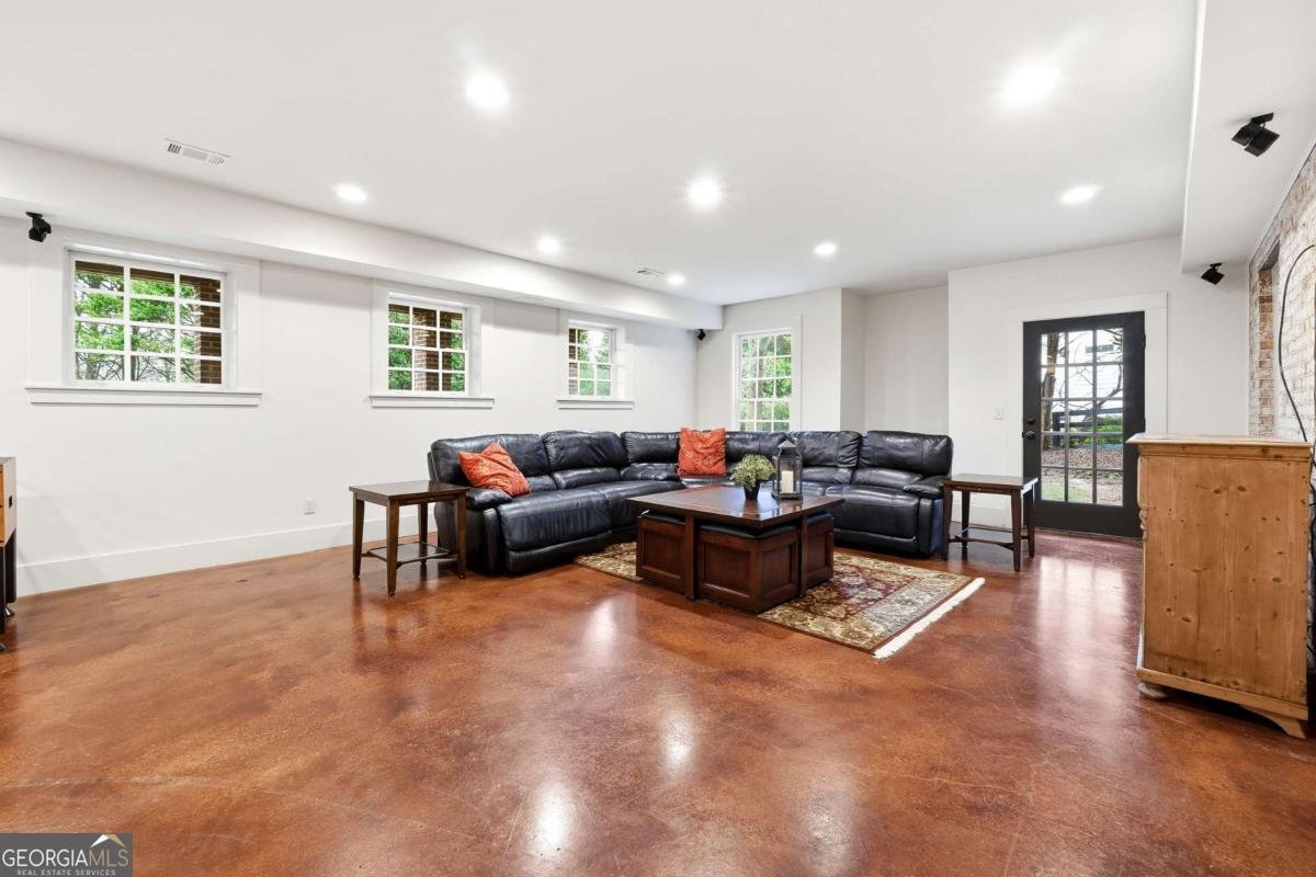 115 Ariel Court Roswell - Photo 34