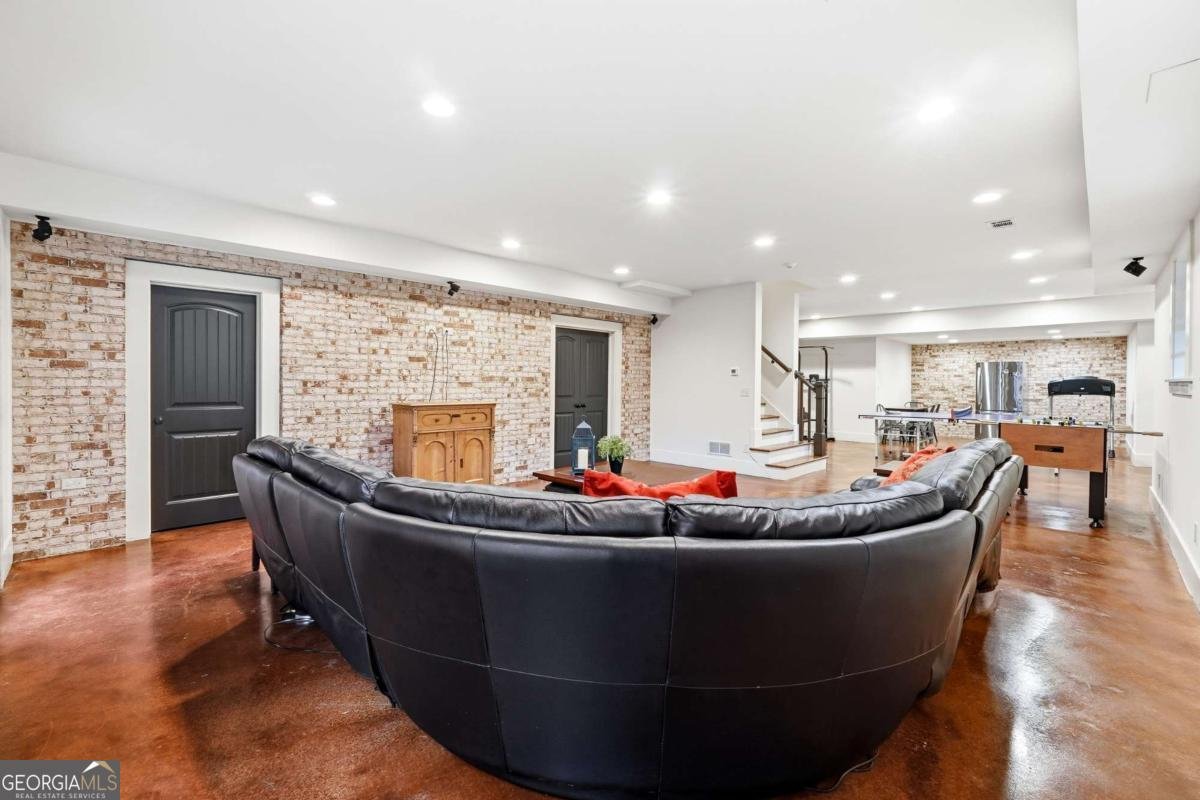 115 Ariel Court Roswell - Photo 35