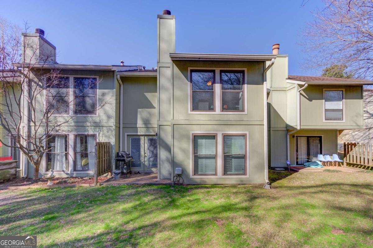 6392 Hawthorne Terrace Peachtree Corners - Photo 31