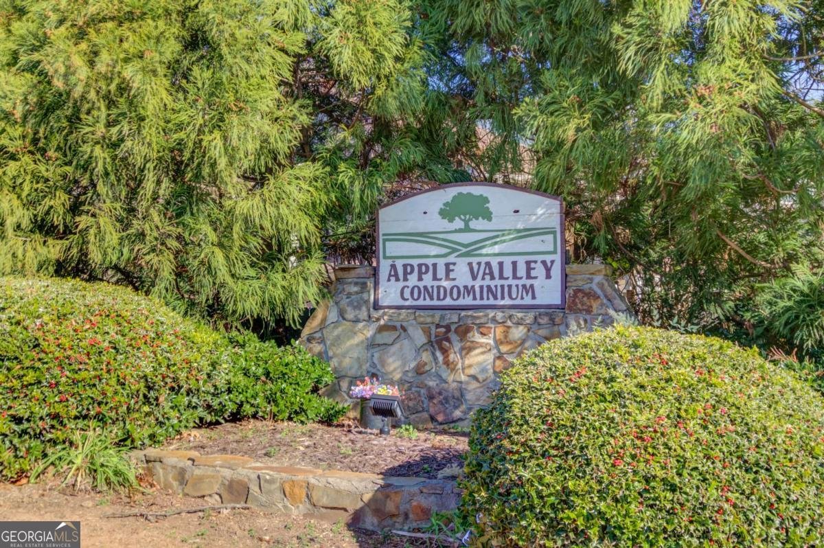 6392 Hawthorne Terrace Peachtree Corners - Photo 34