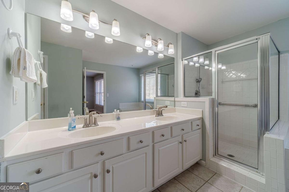 2160 Wynfield Point Drive Buford - Photo 9