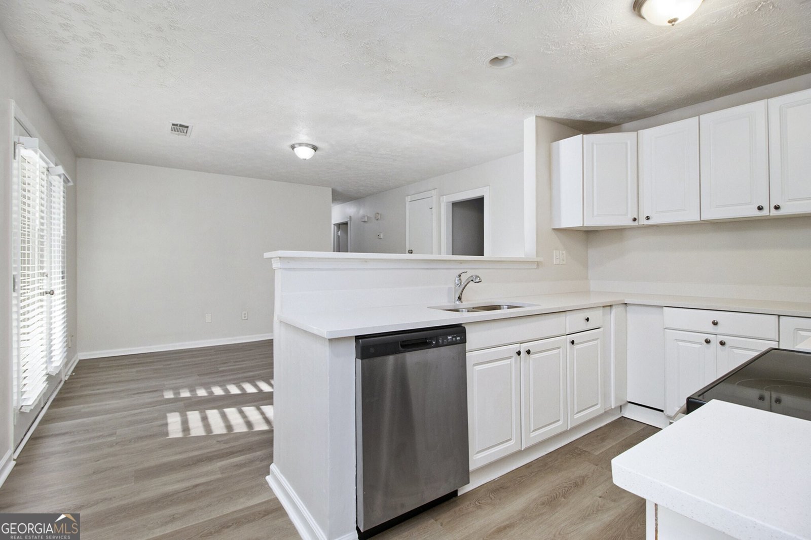 5774 Taffeta Court Lithonia - Photo 8